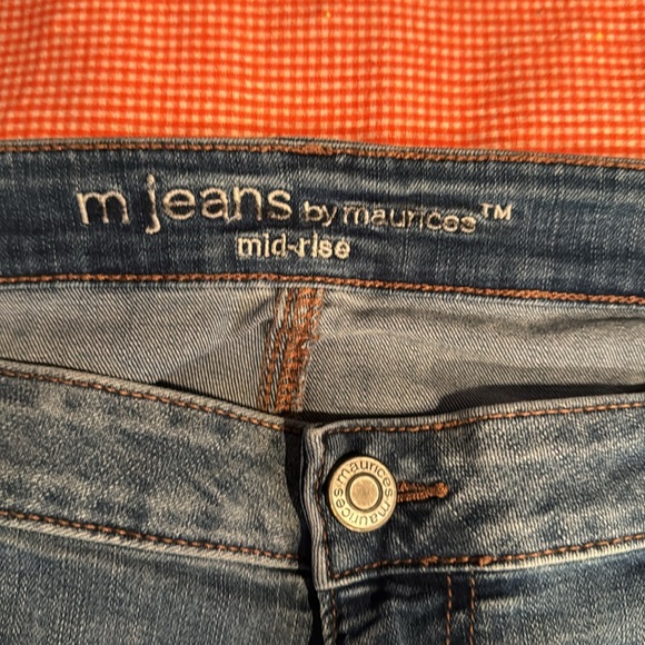 Maurice’s M Jeans Blue Jeans - Picture 3 of 4